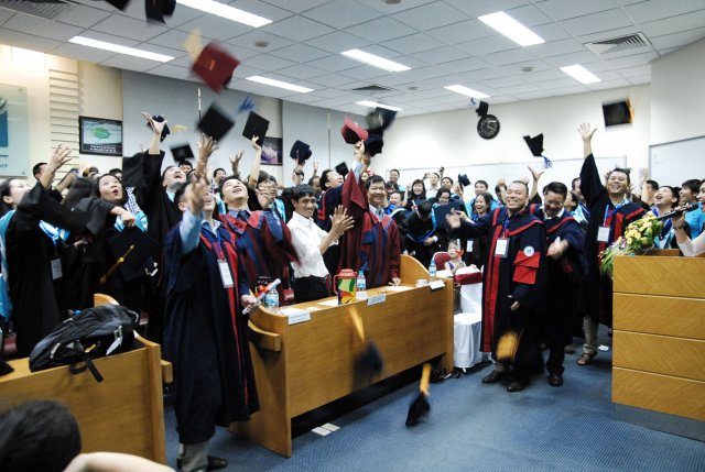 2. HSB-MNS- hotline 0961433390