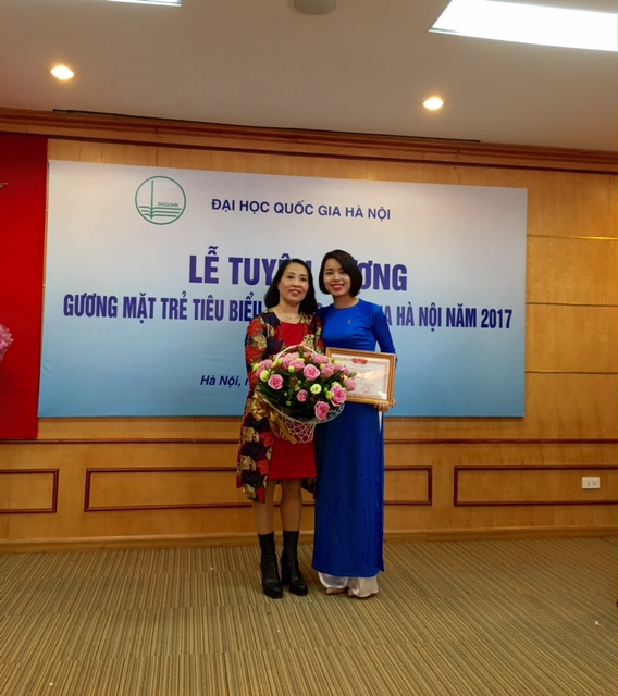 VNU-Guong mat tre tieu bieu Khoa Quantri va Kinhdoanh HSB 8